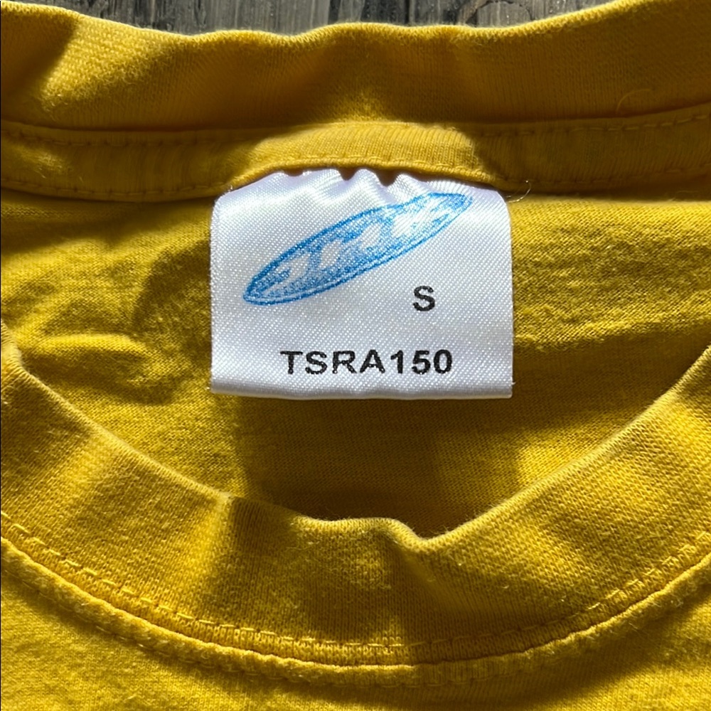 Madrid España Yellow Graphic T-Shirt Size: Small (Unisex) - Picture 4 of 14
